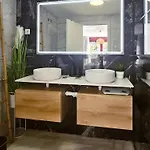 Brisa Del Eden By Lica Homes Естепона
